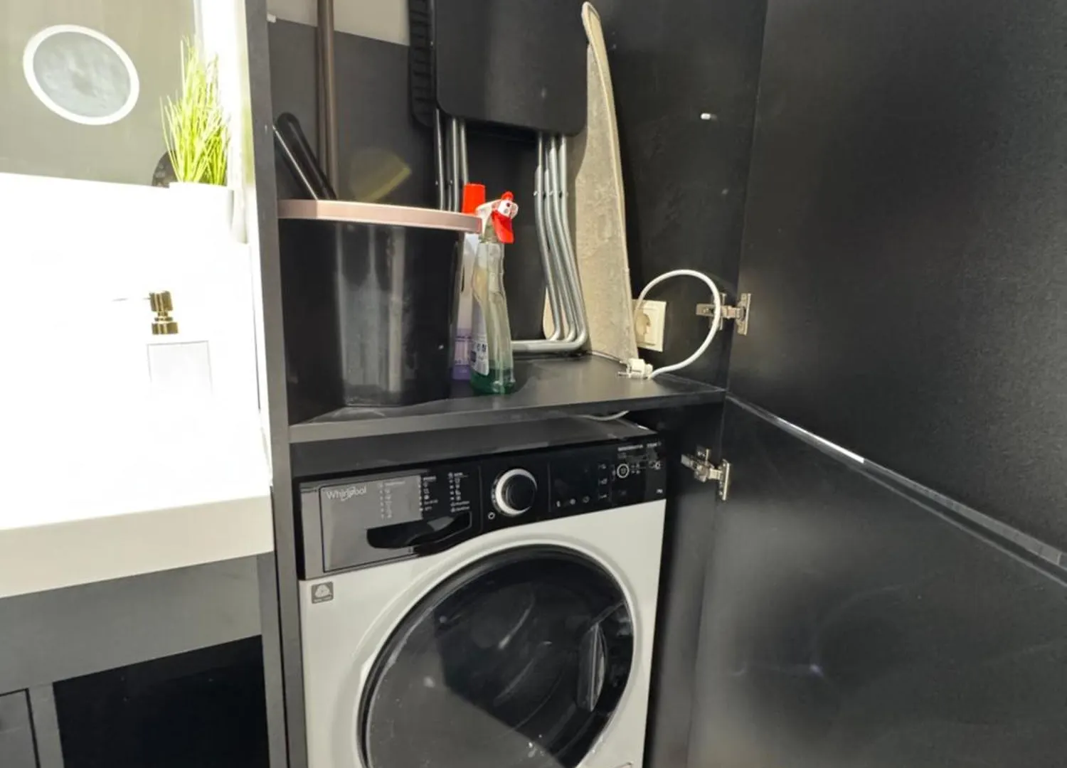 Apartment Vanda Noir Residence Otopeni