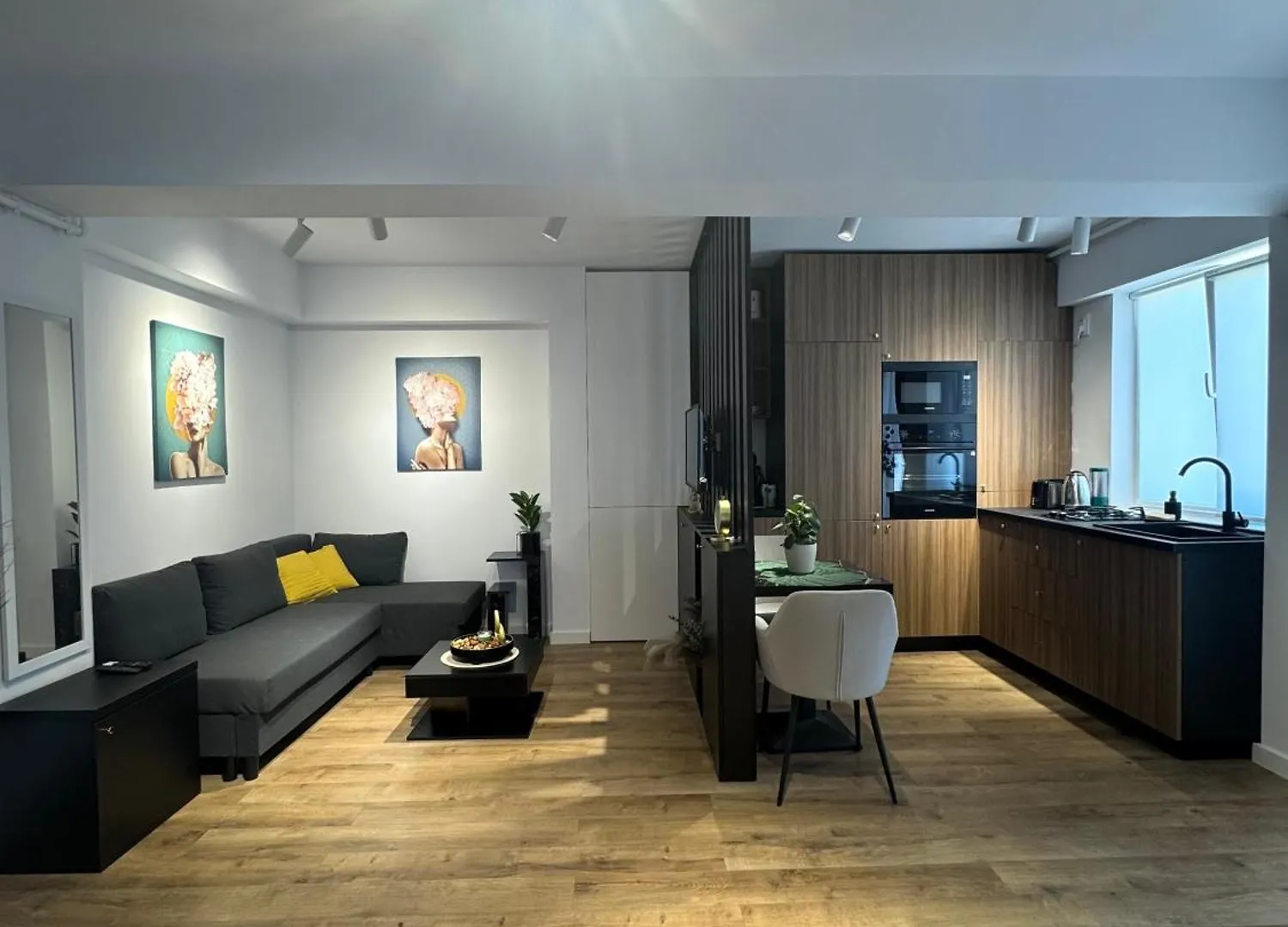 Vanda Noir Residence Otopeni Apartment
